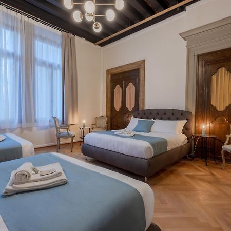 Appartamentino Canal Grande Con Vaporetto Di Fronte - Senza Cucina البندقية المظهر الخارجي الصورة